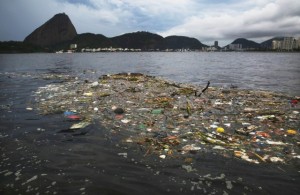 Mare inquinato a Rio de Janeiro: allarme per le Olimpiadi