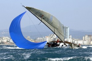 Gennaker o spinnaker: qual è la vela giusta per la crociera? 3 consigli per non complicarsi la vita