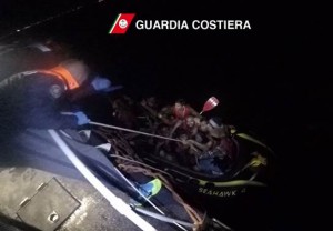 La Guardia Costiera italiana impegnata in Grecia nel salvataggio dei migranti