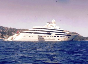 Megayacht Dilbar: il gioiello del magnate russo in Sardegna