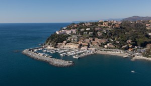 Porto di Arenzano: dal mare al parco del Beigua, un approdo per tutti i gusti