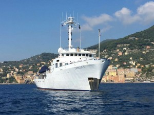 Capella C: un explorer per le FOTO di Liguria Nautica