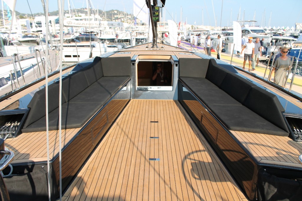 A bordo del nuovo Grand Soleil 58, una delle star del Cannes Yachting Festival