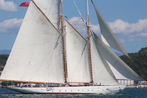 Al via il XII Raduno Vele Storiche di Viareggio: numerose le barche d’epoca e classiche già iscritte