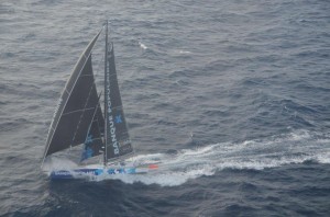 Al via l’Arkéa Ultim Challenge: parte da Brest il primo giro del mondo in solitario per i trimarani Ultim