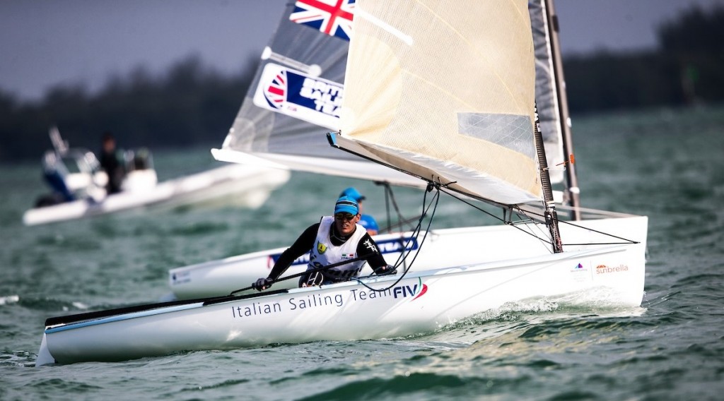 Voltolini sul Finn durante la regata a Miami.