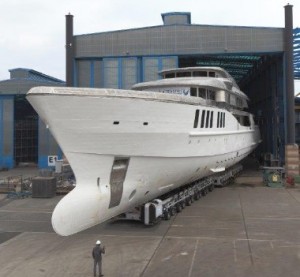 Benetti FB269: concluso il trasferimento del megayacht a Livorno