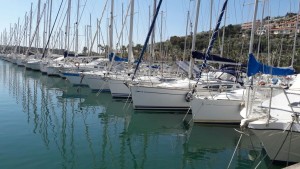 Santo Stefano al Mare: barca a vela d’epoca rischia di affondare