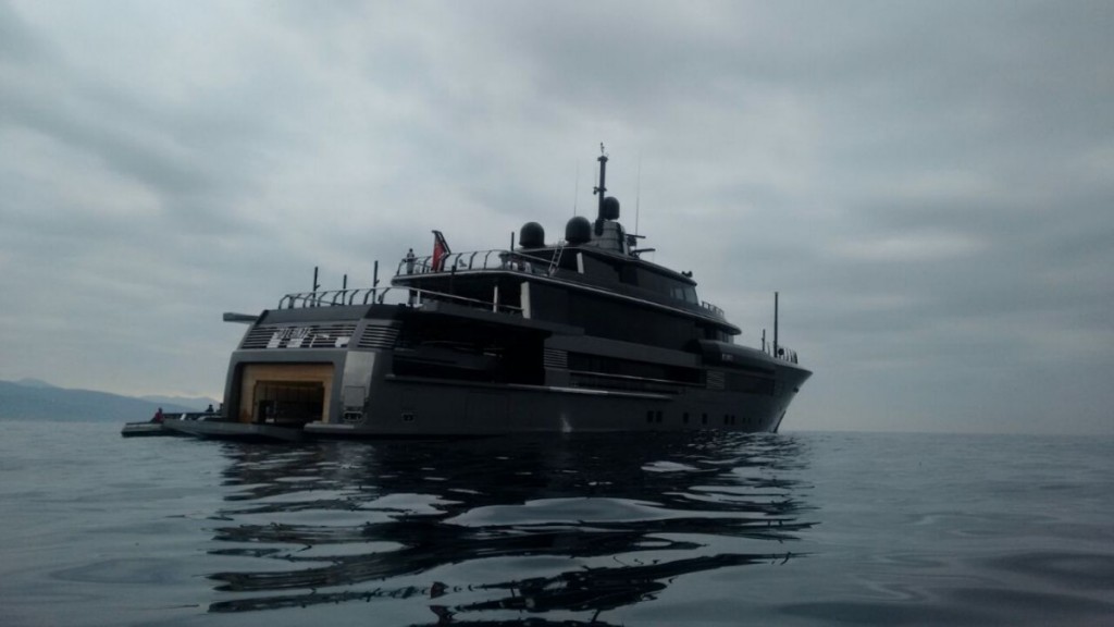 Megayacht Atlante in zona Portofino.