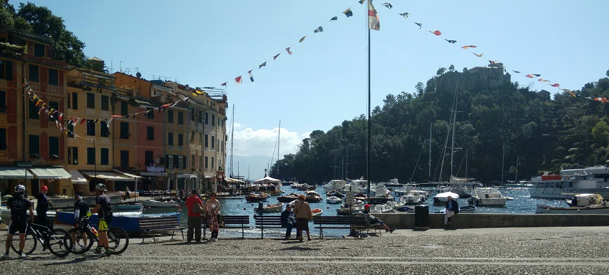 Escursione Rapallo-Santa Margherita-Portofino: vista panoramica della Piazzetta