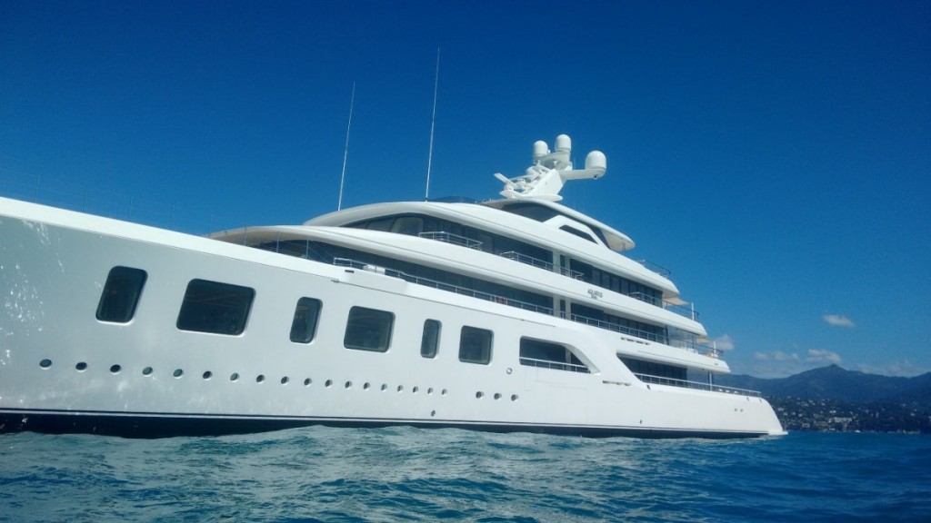 Megayacht Aquarius a Paraggi: il gioiello griffato Feadship