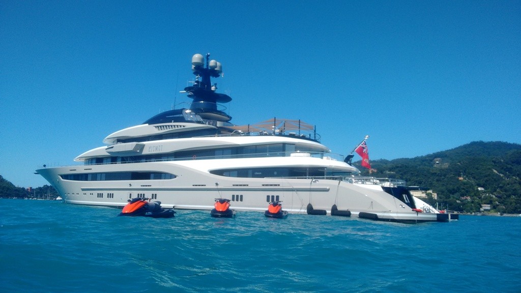 Megayacht Kismet a Paraggi: foto esclusive Liguria Nautica