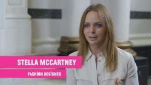 La plastica domina le passerelle grazie alla stilista Stella McCartney