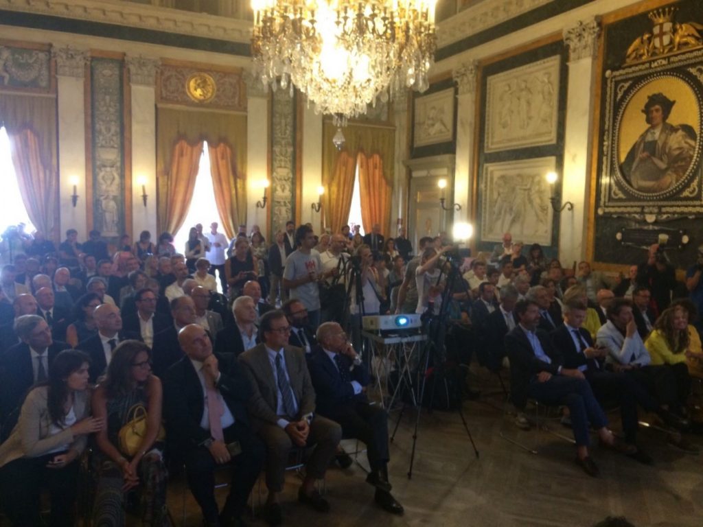 La sala di Palazzo Tursi gremita durante la presentazione del Salone Nautico 2017