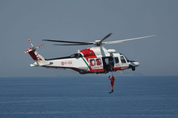 CP e Rimorchiatori: un corso per affrontare le emergenze in mare con gli aerei