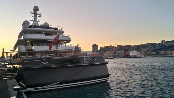 Megayacht Kogo al Porto Antico di Genova: ecco le foto di LN