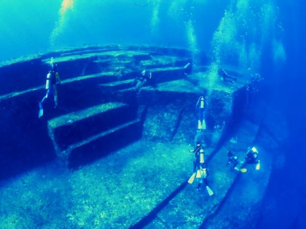 La piramide di Yonaguni, l’Atlantide del Sol Levante