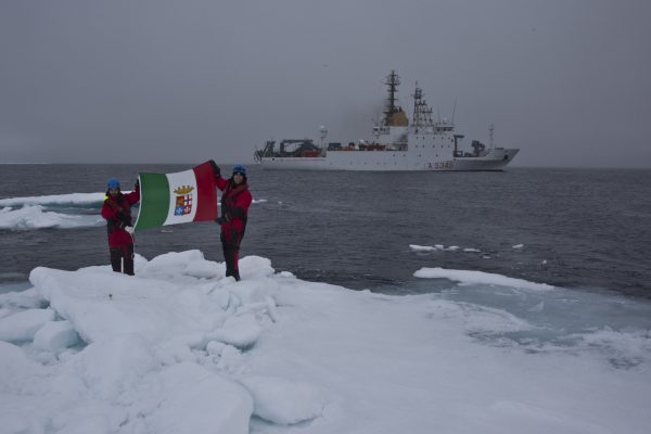 Dal Duca degli Abruzzi ad High North: a Genova una mostra sulle grandi spedizioni della Marina al Polo Nord