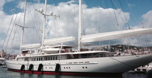 Imperia Port Services - yacht