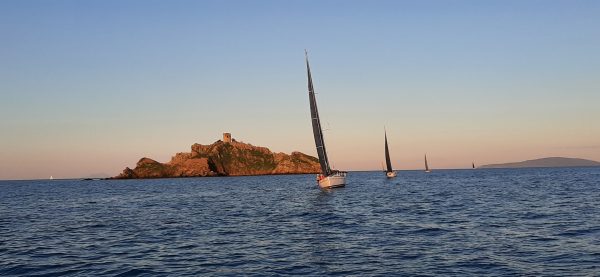 Vela, con Liguria Nautica “dentro” la 151 Miglia-Trofeo Cetilar 2019