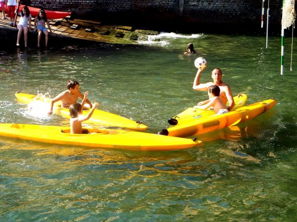 Genova, scuola Kayak Lo Scalo al Porticciolo di Nervi