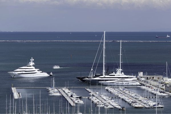 Porto Mirabello, La Spezia