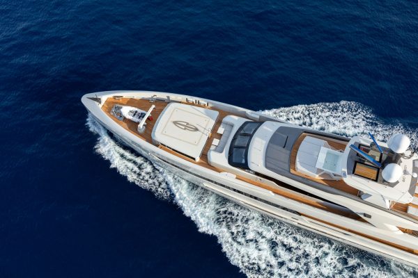 Ecco l’S501 Hybrid, il nuovo gioiellino ibrido di Tankoa Yachts