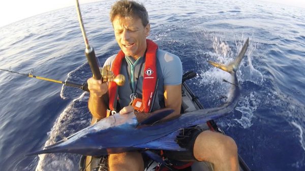 Pesca in Kayak, catturata Aguglia Imperiale di 28 kg