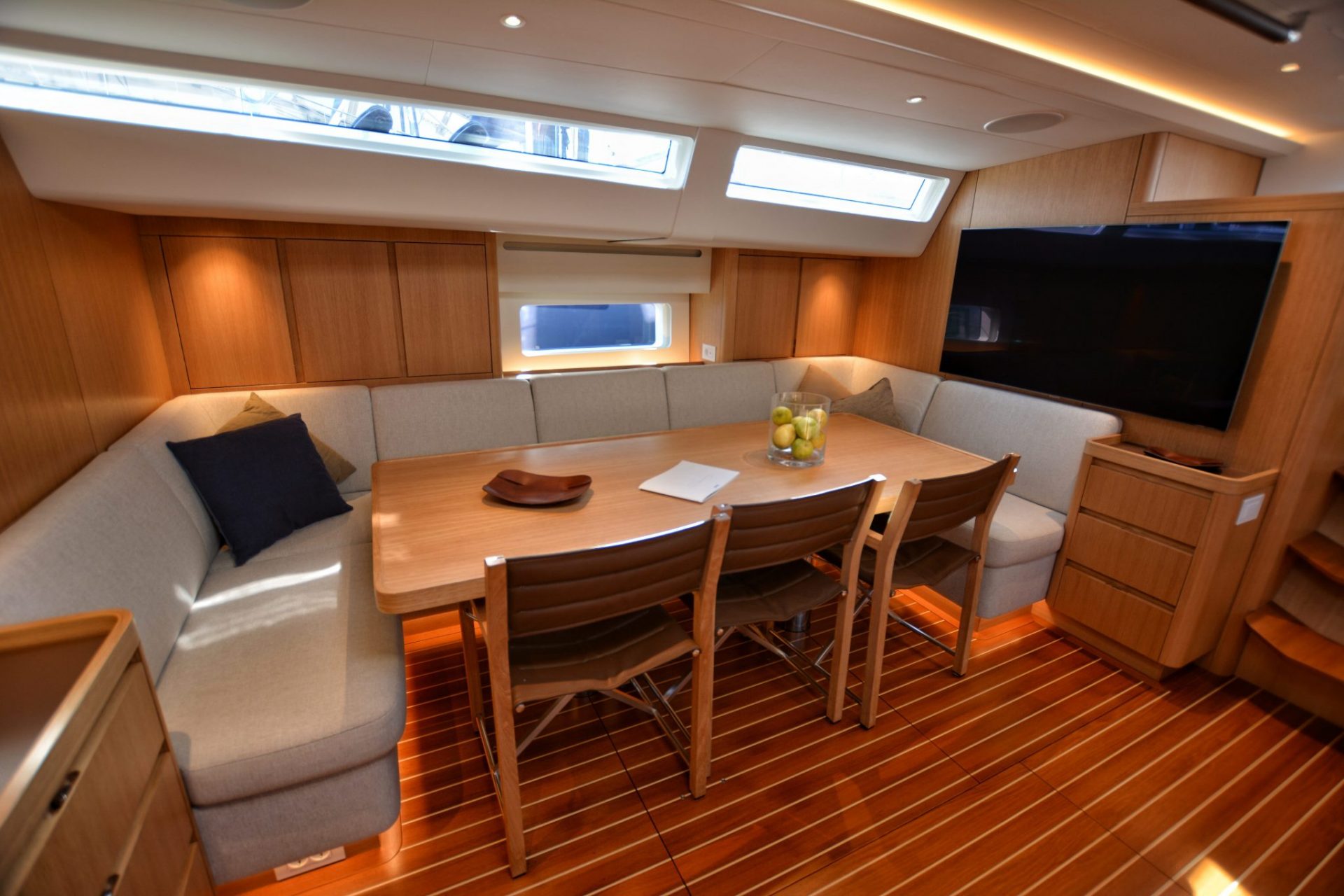 Dinette - Azzurro Swan 78