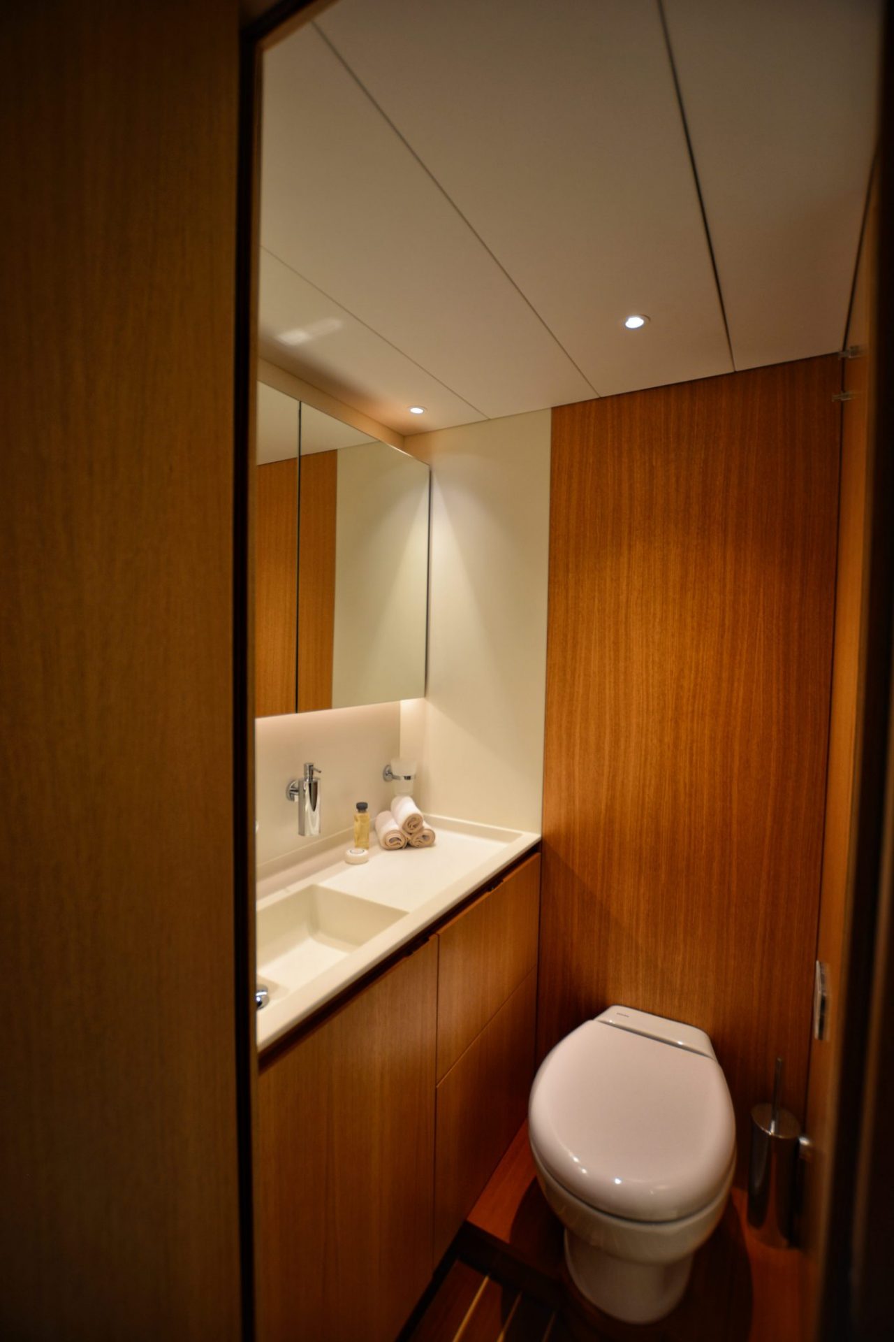 Bagno ospiti - Azzurro Swan 78