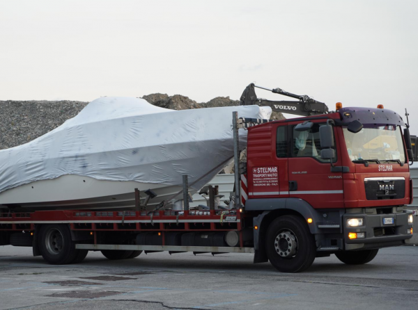 I disagi autostradali nel Nord Ovest mettono in ginocchio l’industria nautica: richiesto canale di accesso a Genova per i grandi carichi