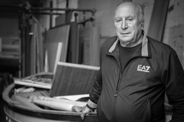 Boating in a Portrait |Giuseppe Di Capua: “As a child, I was always on the beach and I saw the shipyards building skiffs. Skiffs from Lavagna were famous throughout Liguria.”