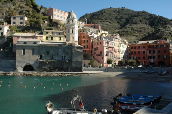 Il Parco Nazionale delle Cinque Terre punta sulla nautica elettrica