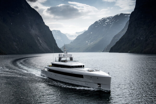 Explorer e expedition yacht: la nuova frontiera dei superyacht di lusso