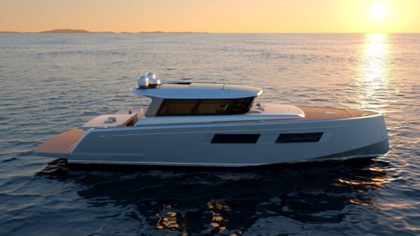 Pardo GT 52: the new, larger, crossover-walkaround by Pardo Yachts