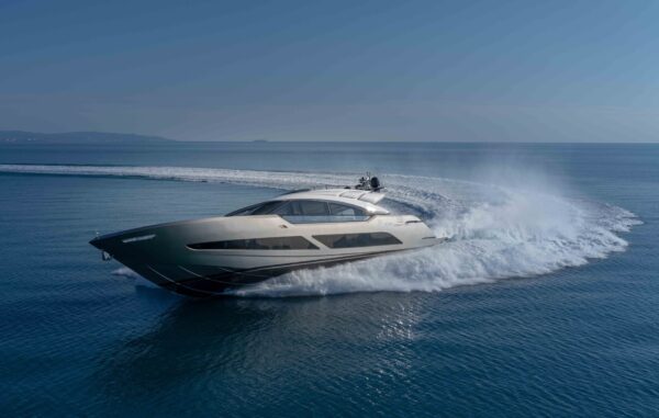 Next Yacht Group guarda al futuro con AB Yachts: venduti due nuovi AB 100