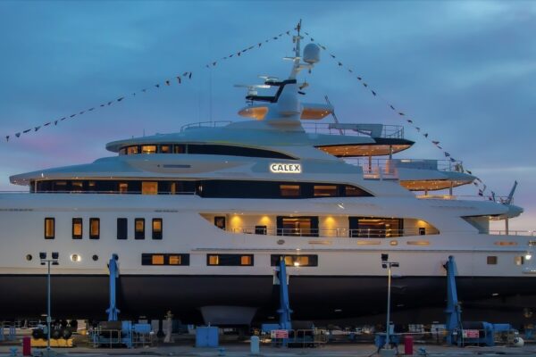 Varato a Livorno il superyacht “Calex”: ecco il nuovo full custom di 67 metri di Benetti