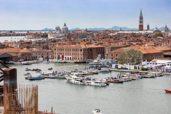 Tutto pronto per il Salone Nautico di Venezia: all’Arsenale va in scena lo spettacolo della nautica sostenibile