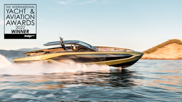 Tecnomar for Lamborghini 63 vince gli International Yacht & Aviation Awards 2022