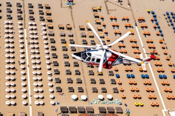 Operazione Mare Sicuro: i consigli della Guardia costiera a diportisti, bagnanti e sub