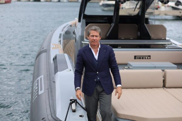 Pirelli 50 V Marine Limited Edition: il maxi rib per l’armatore più esigente