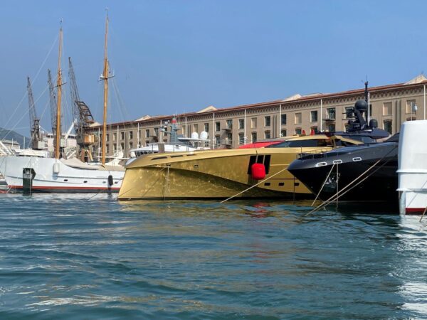 The m/y Khalilah spotted in the port of Genoa. And it is for sale: here’s how much it costs