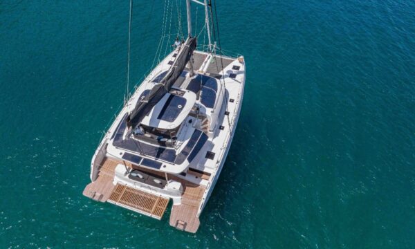 Il nuovo catamarano Lagoon 51: presto la presentazione a Cala dei Sardi