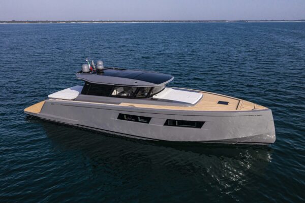 Pardo Yachts torna al Palm Beach International Boat Show