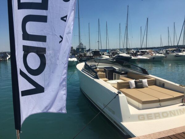 A bordo del VanDutch 32 e del VanDutch 40: la prova di Daily Nautica sul Lago di Garda