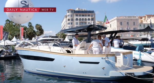 Daily Nautica a bordo del nuovo Patrone 100 al Cannes Yachting Festival