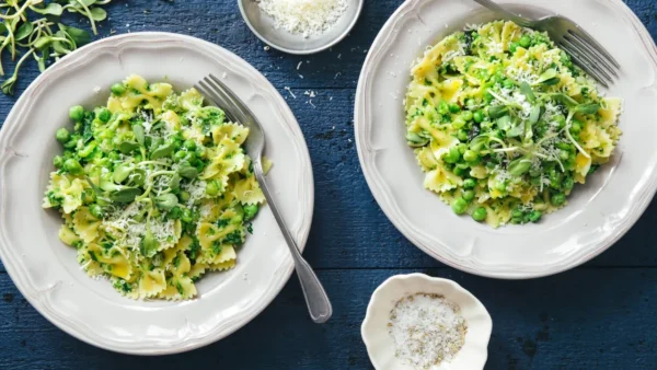 Pesto di piselli e mentuccia