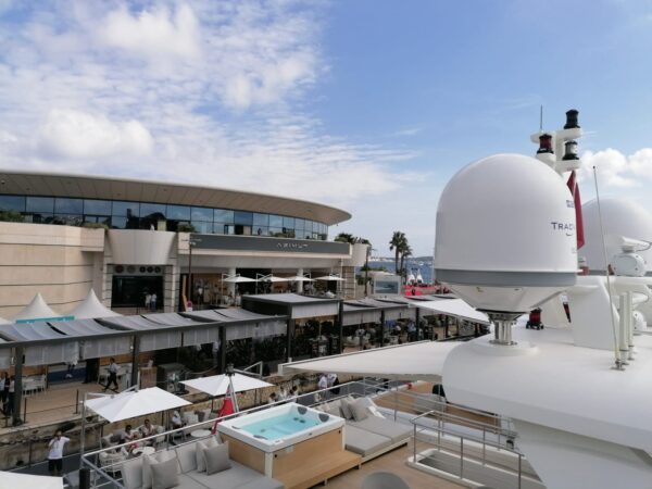 Timone Yachts Group sbarca al Cannes Yachting Festival con i marchi Timone Yachts e Blu Yachts