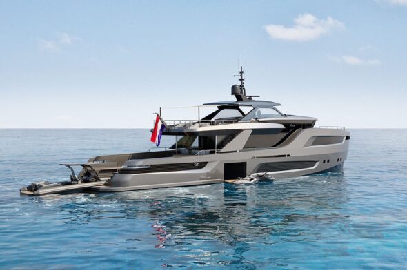 Pool or tender launch? X-Treme 105 has a modular stern and infinite space