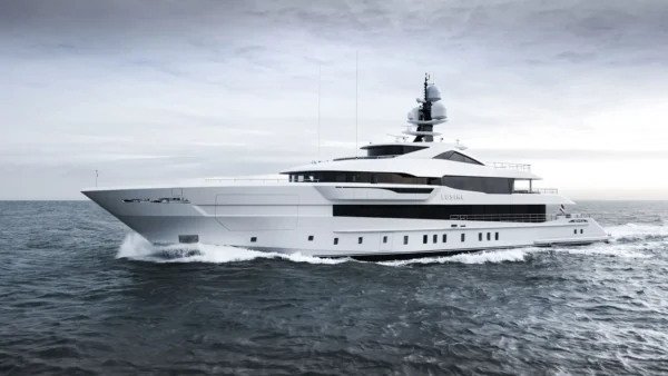 superyacht Lusine di Heesen